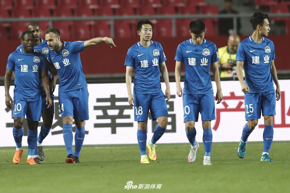 建业客场击败华夏