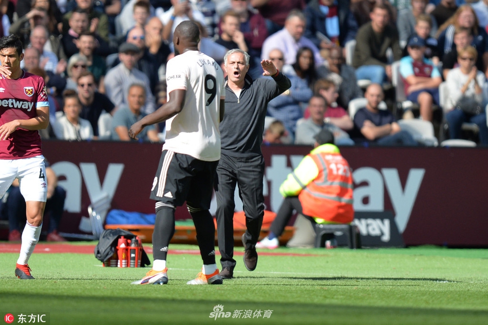 穆里尼奥交集指挥队员