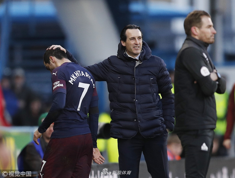 姆希塔良被替换下场