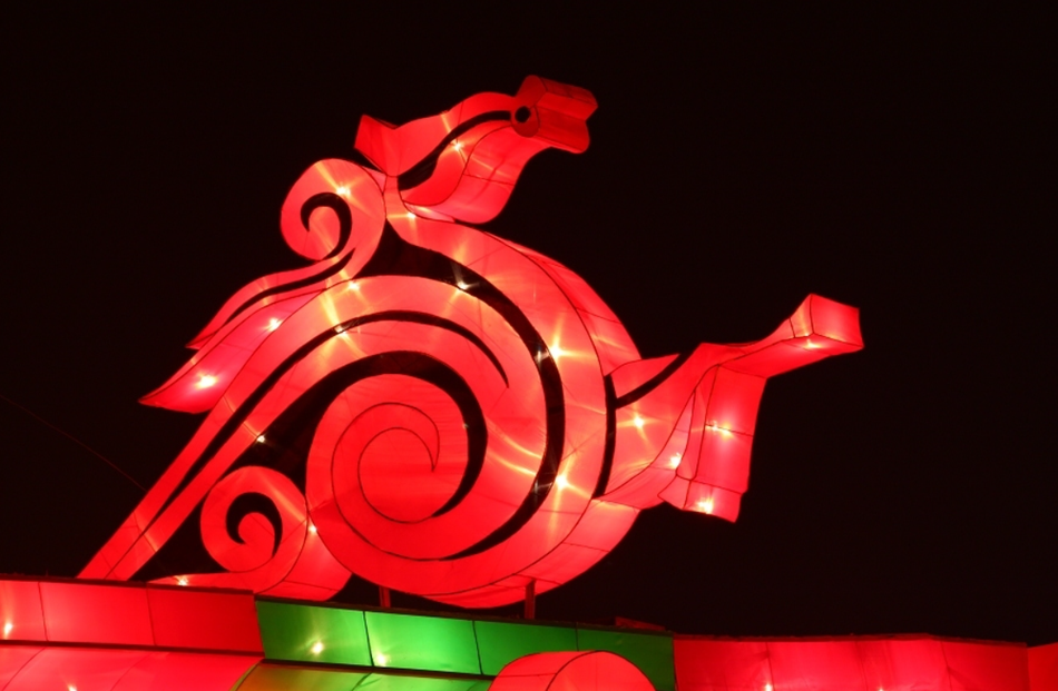 百万骑兵,灯彩佳话,元宵快乐!