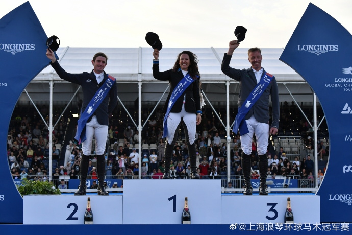 首位女骑手夺得上海冠军赛1.60米冠军！