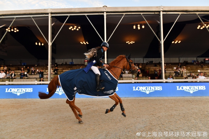 首位女骑手夺得上海冠军赛1.60米冠军！
