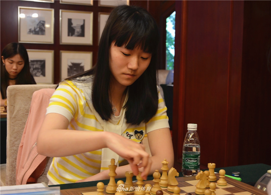 高清-国象个人赛袁烨仙女范 顾天璐性感出战