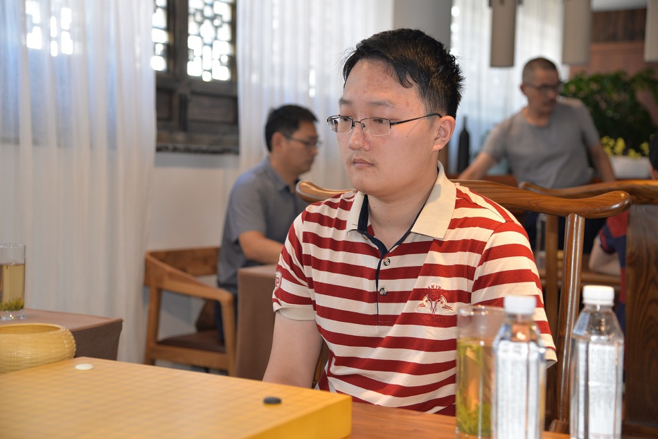 围甲11轮广东主场战江苏 小将戎毅冲击芈昱廷_高清图集_新浪网