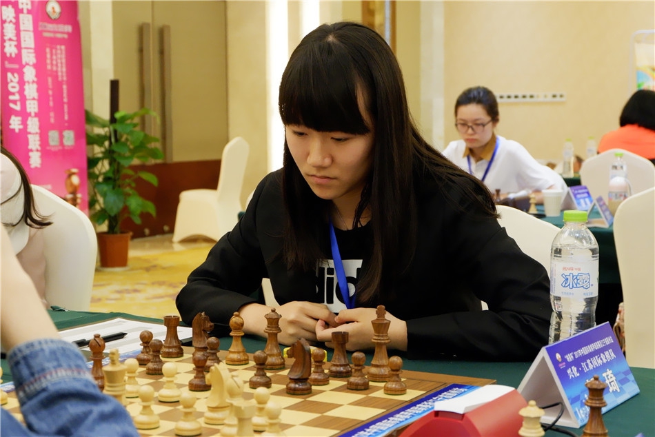 映美杯国象甲级联赛第10轮打响 姚岚清秀可人