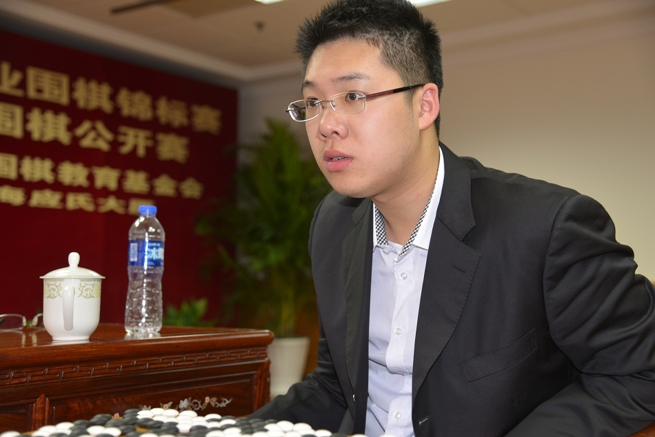 高清-倡棋杯决赛首局檀啸先拔头筹 江维杰遗憾落败_高清图集_新浪网