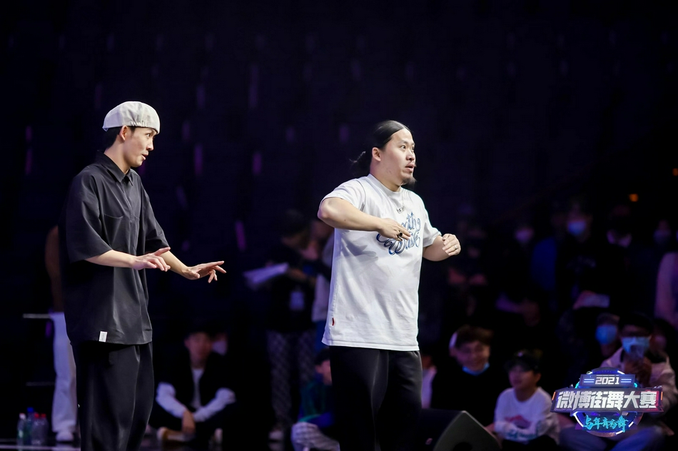 片片与罗永胜battle争夺冠军