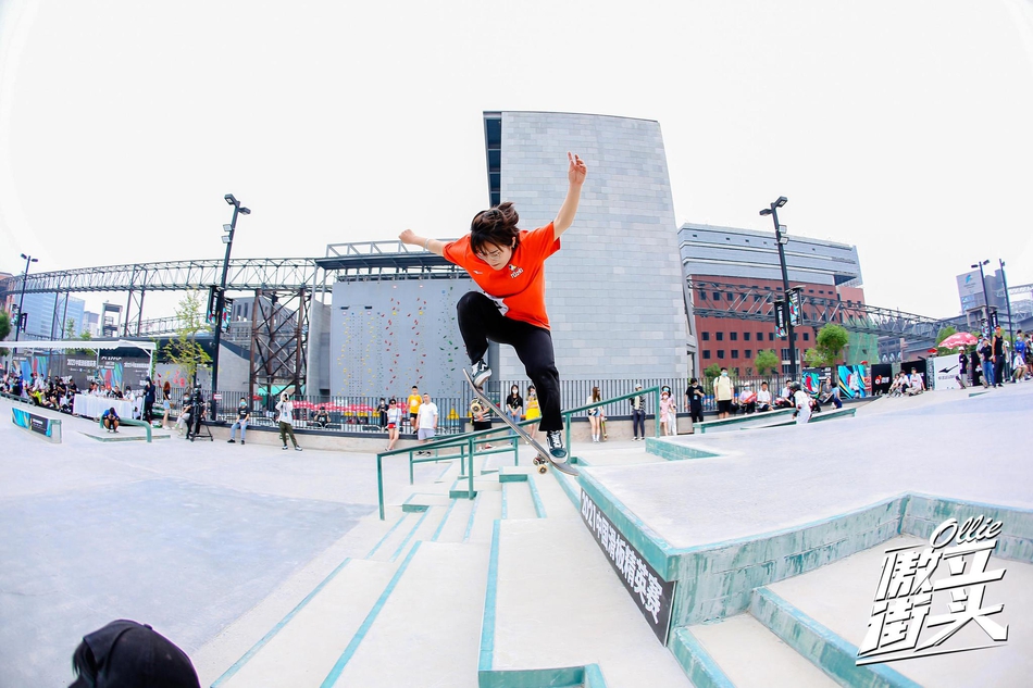 罗彩清上演大绝招