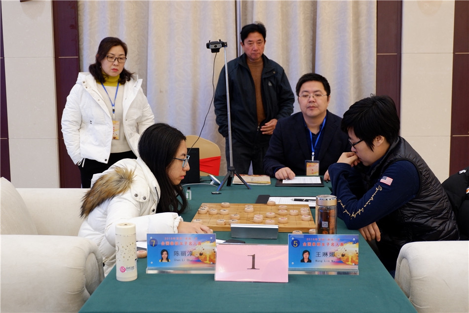 高清-溱湖杯象棋女子名人战决胜局 王琳娜陈丽淳争冠_高清图集_新浪网