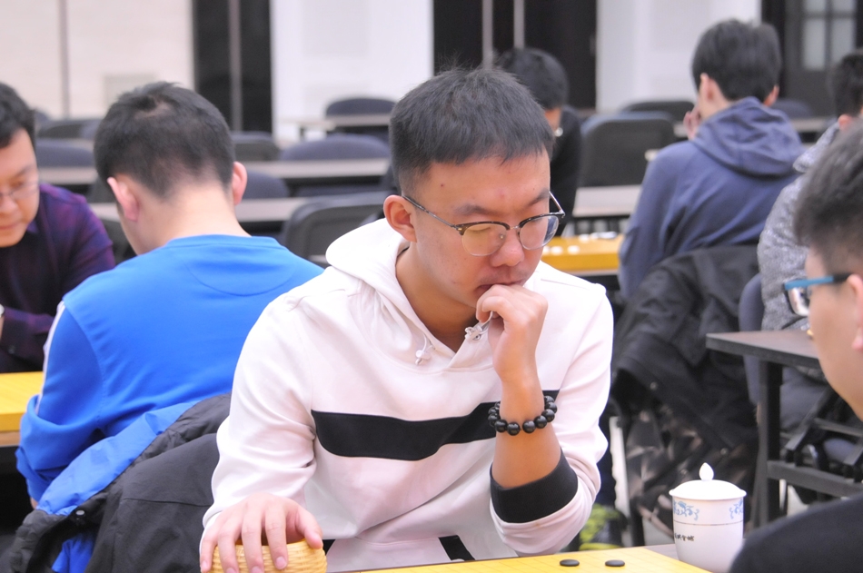 高清-倡棋预选决赛 谢赫对决安冬旭_高清图集_新浪网