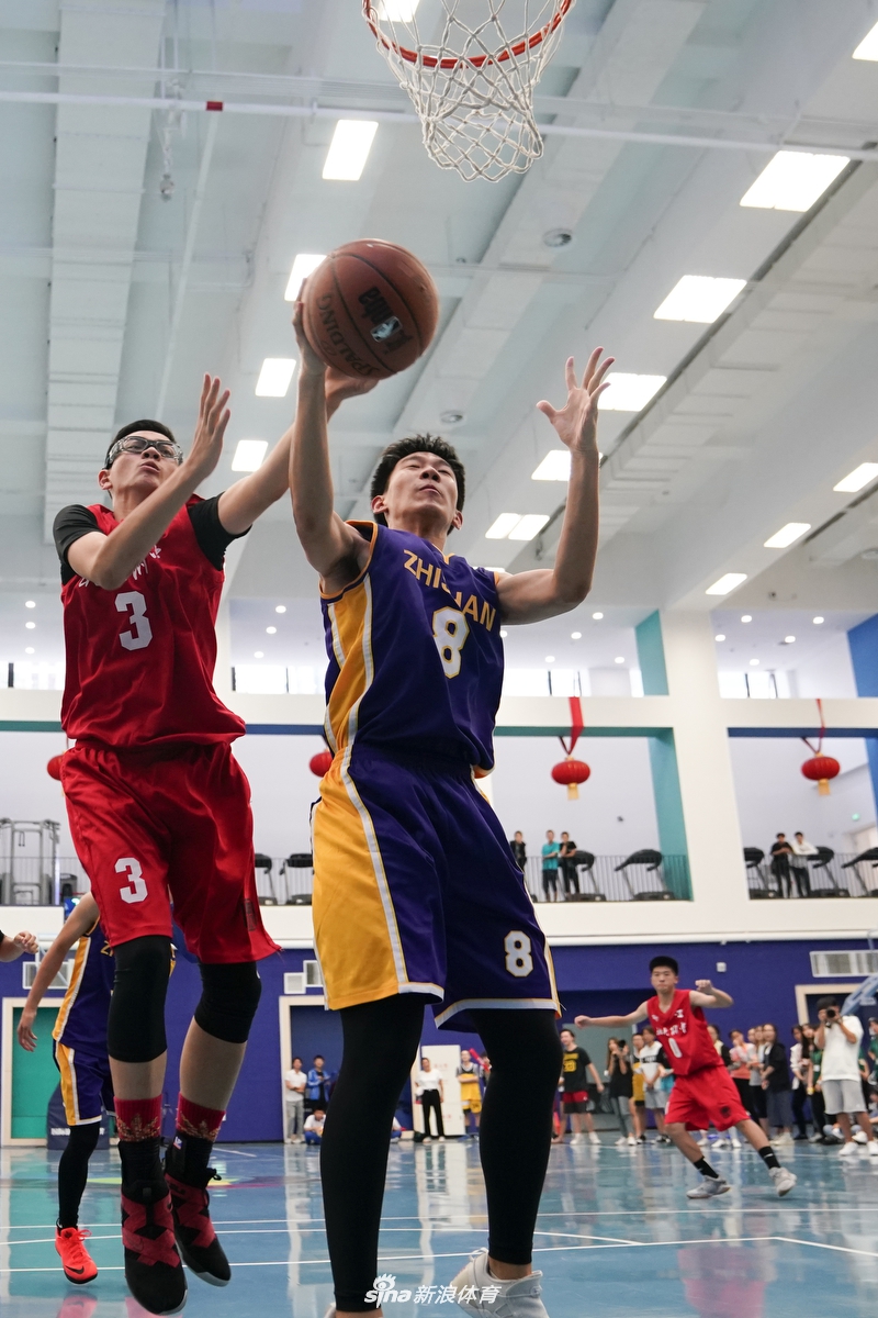 “北大附中・马布里篮球队”正式亮相