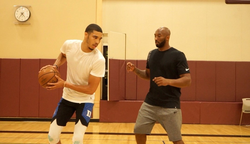 塔图姆背身单打科比