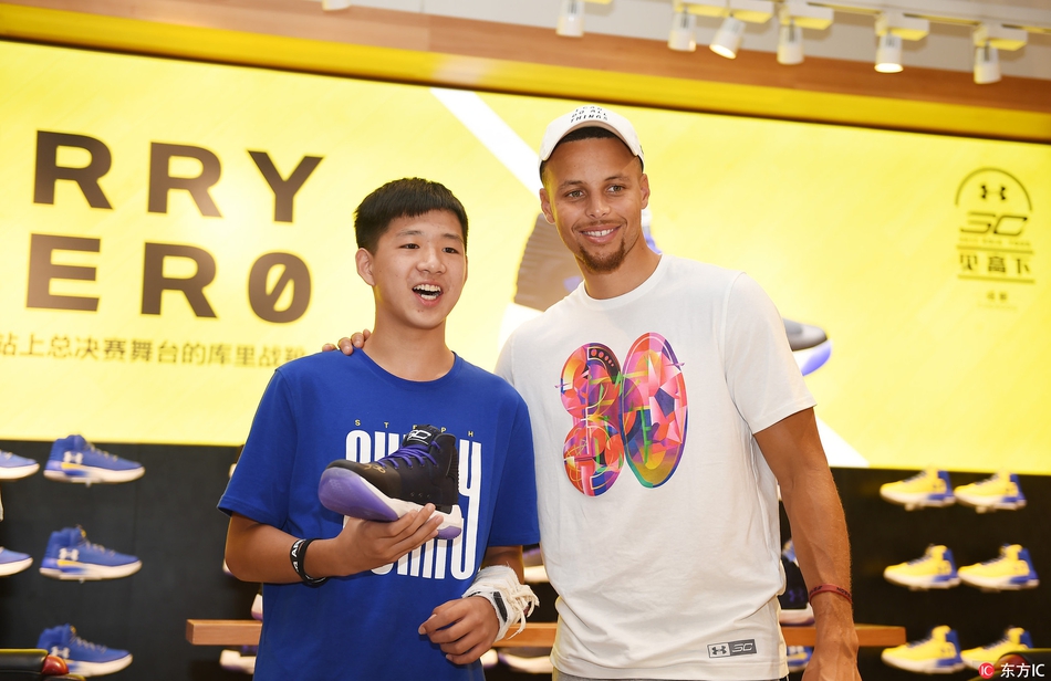 库里中国行成都站万人空巷_高清图集_新浪网