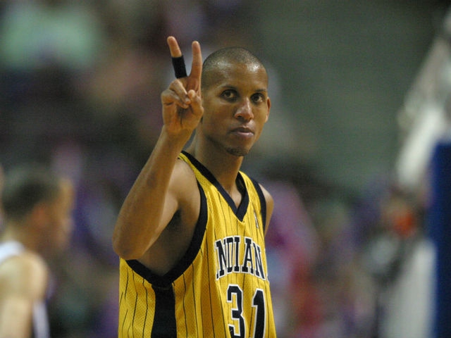 雷吉-米勒 效力步行者 18年