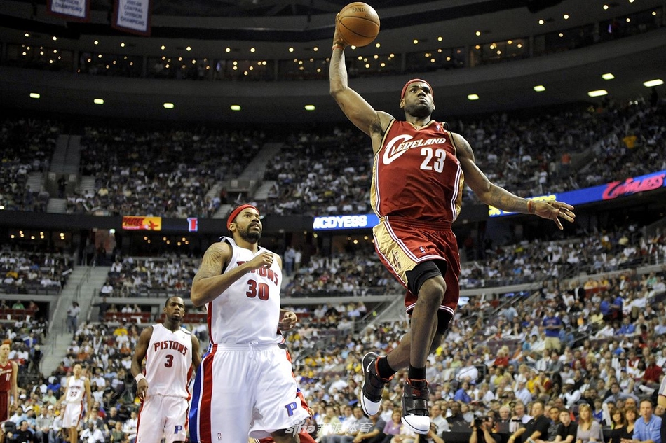 2009年季后赛首轮4-0横扫活塞