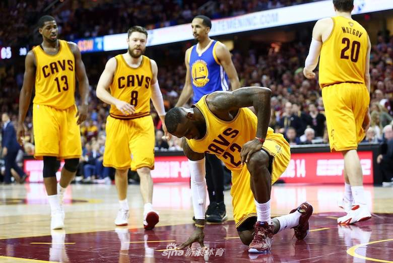 14-15赛季总决赛 骑士2-4勇士