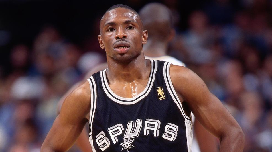 8.艾弗里-约翰逊