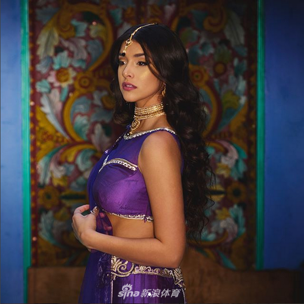 国王老板千金一展异域风情