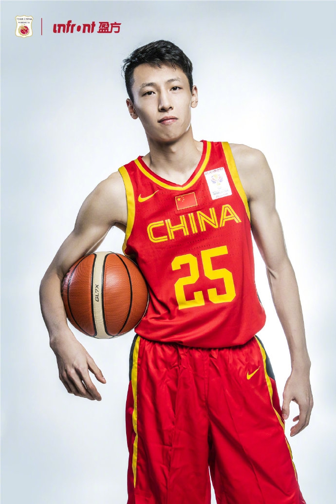 中国男篮炫酷写真照出炉