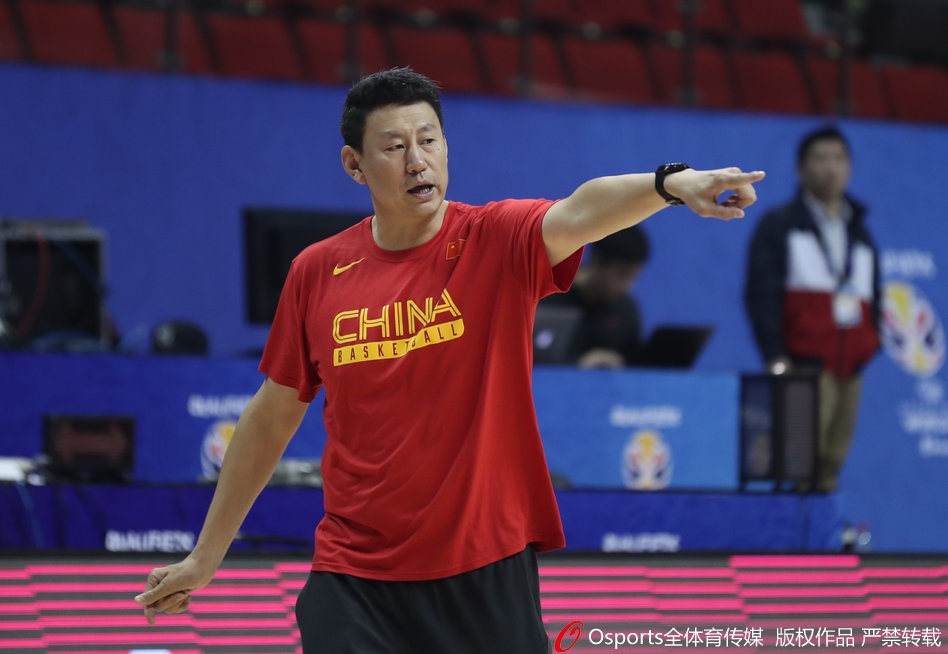 郭少调皮挑战阿联 男篮备战叙利亚