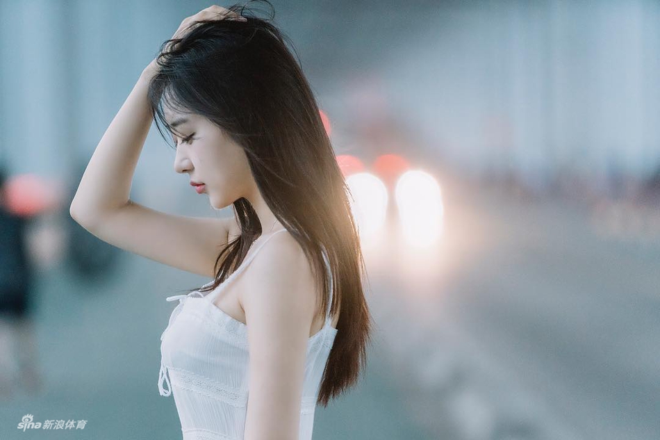 夏日微风!清纯少女送你一丝清凉