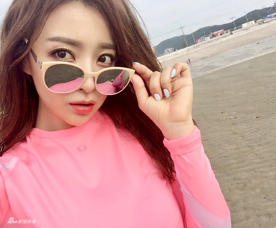 清纯可爱!爱运动的女孩最美