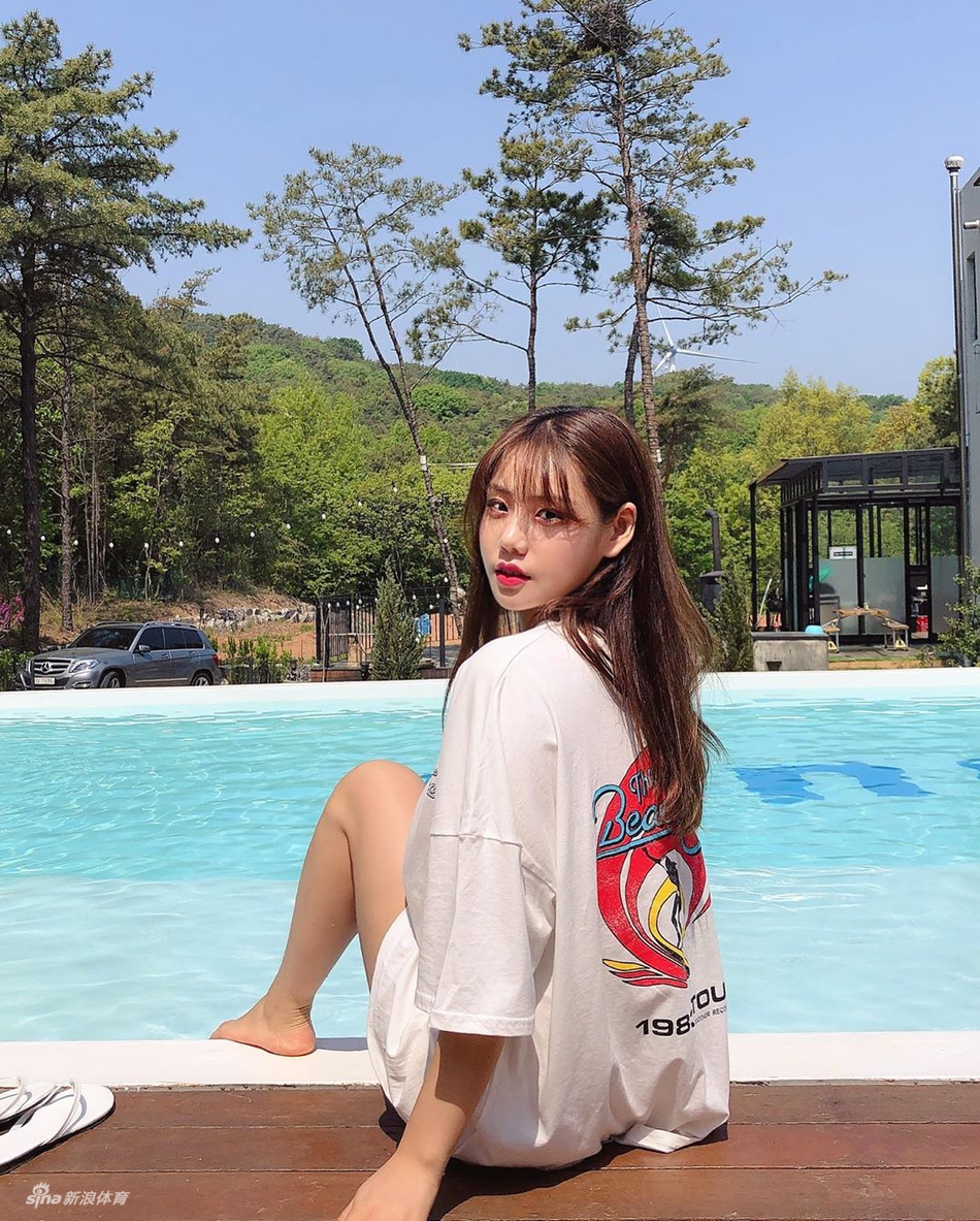 极品气质美女教你如何凹照型