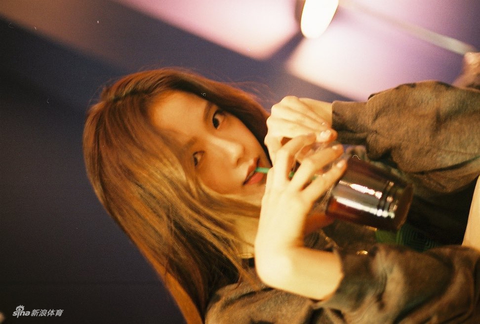 清纯自然!你笑起来的样子真美