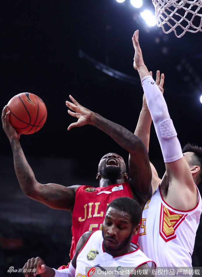 CBA第30轮精彩赛况