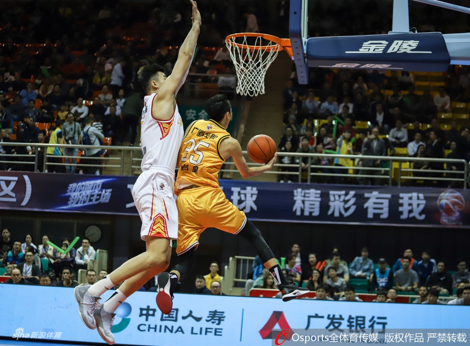 CBA第22轮：深圳VS广厦