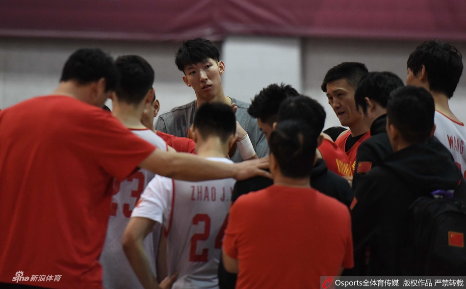 中国男篮夏联公开训练课