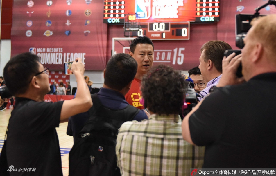 中国男篮夏联公开训练课