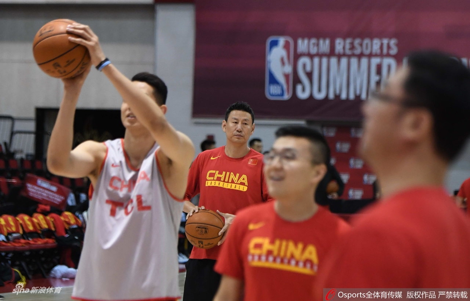 中国男篮夏联公开训练课