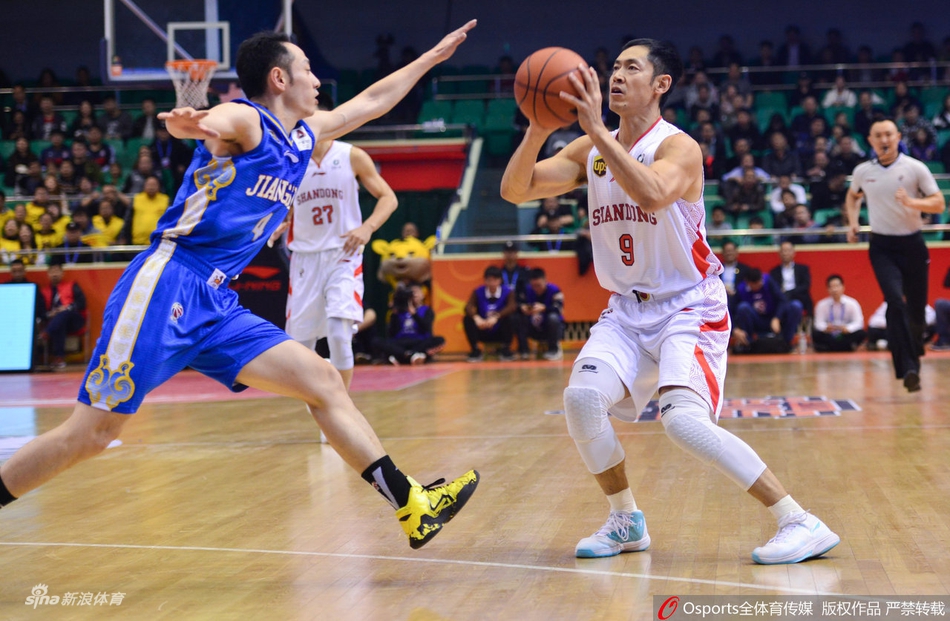 季后赛12进8:山东101-103江苏