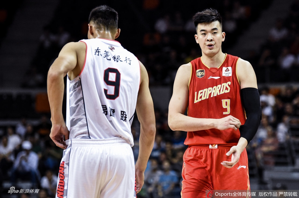 CBA半决赛G2:广东119-112深圳