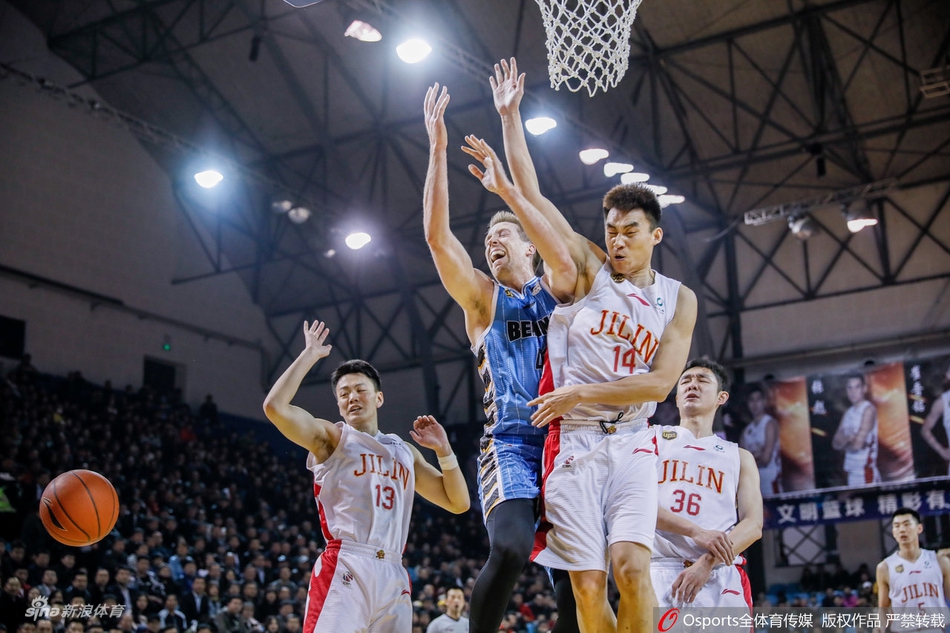CBA第44轮精彩瞬间