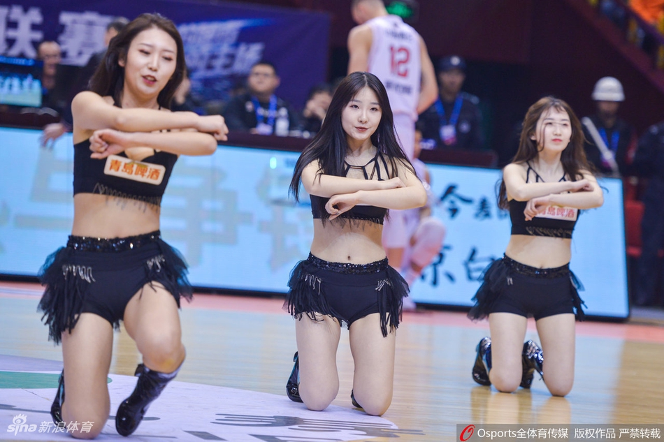 CBA第45轮啦啦队美女热舞精选