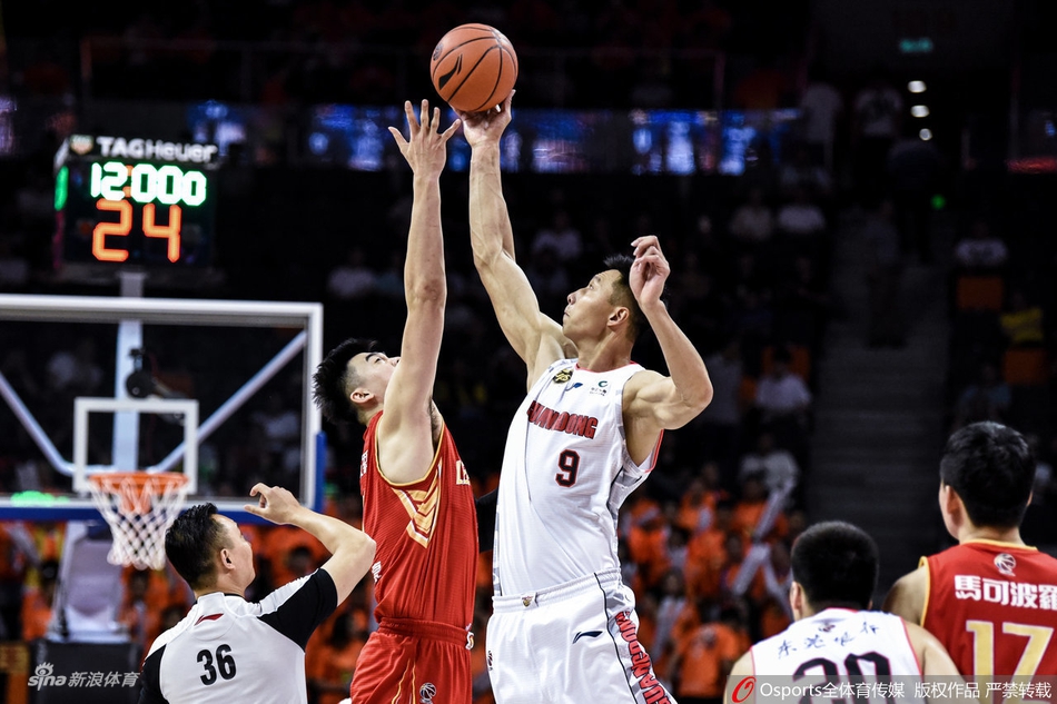 CBA半决赛G2:广东119-112深圳