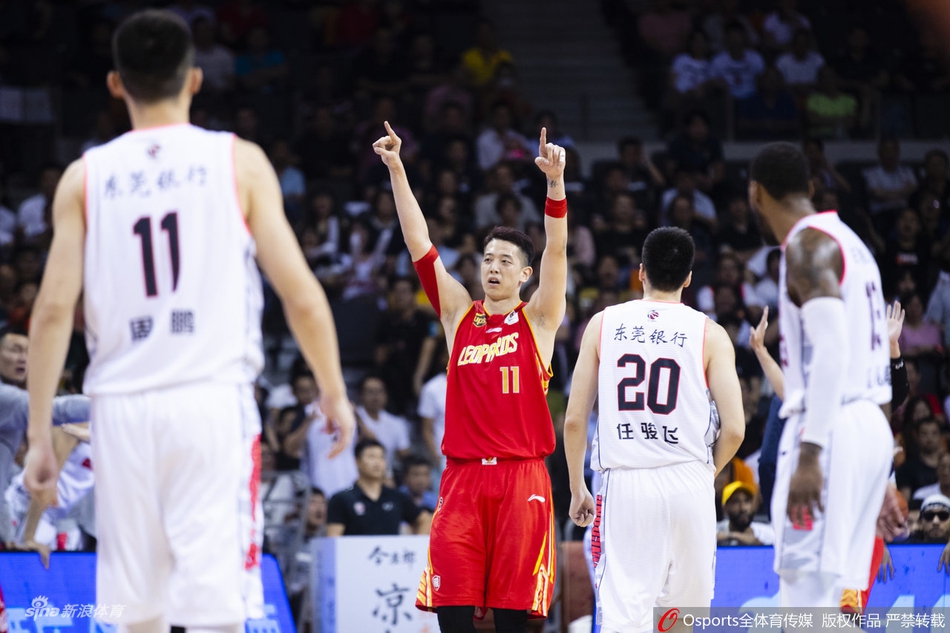 CBA半决赛G2:广东119-112深圳