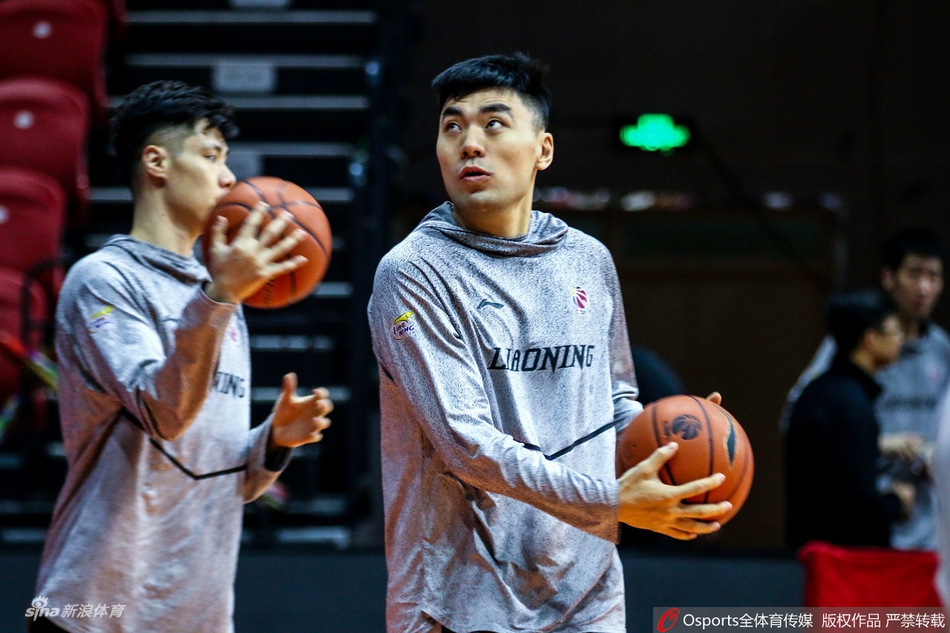 郭士强赛前训练狠抓细节