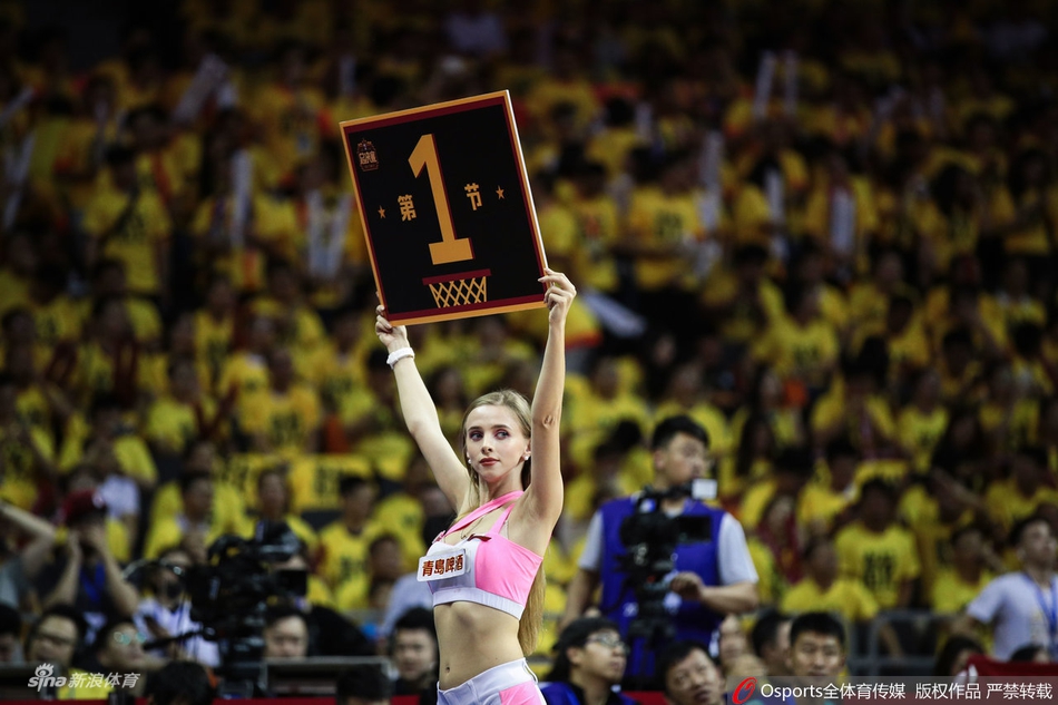 广东啦啦宝贝热舞助威总决赛