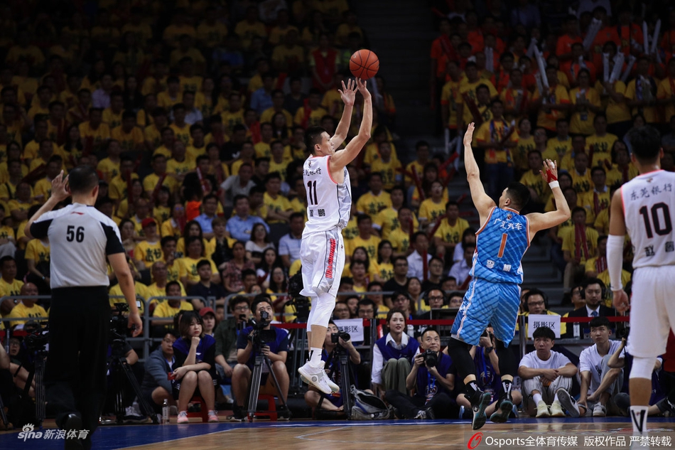 CBA总决赛G2：广东116-97新疆