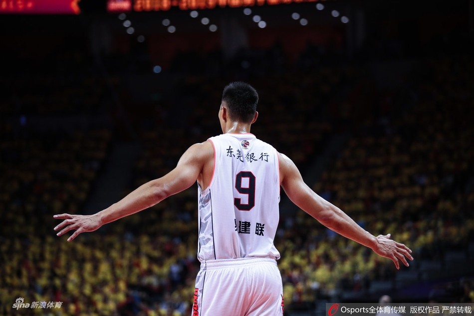 CBA总决赛G2：广东116-97新疆