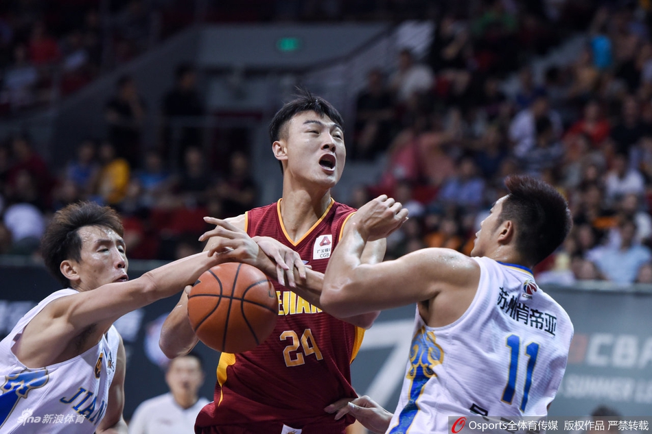 CBA夏季联赛：肯帝亚73-68浙江