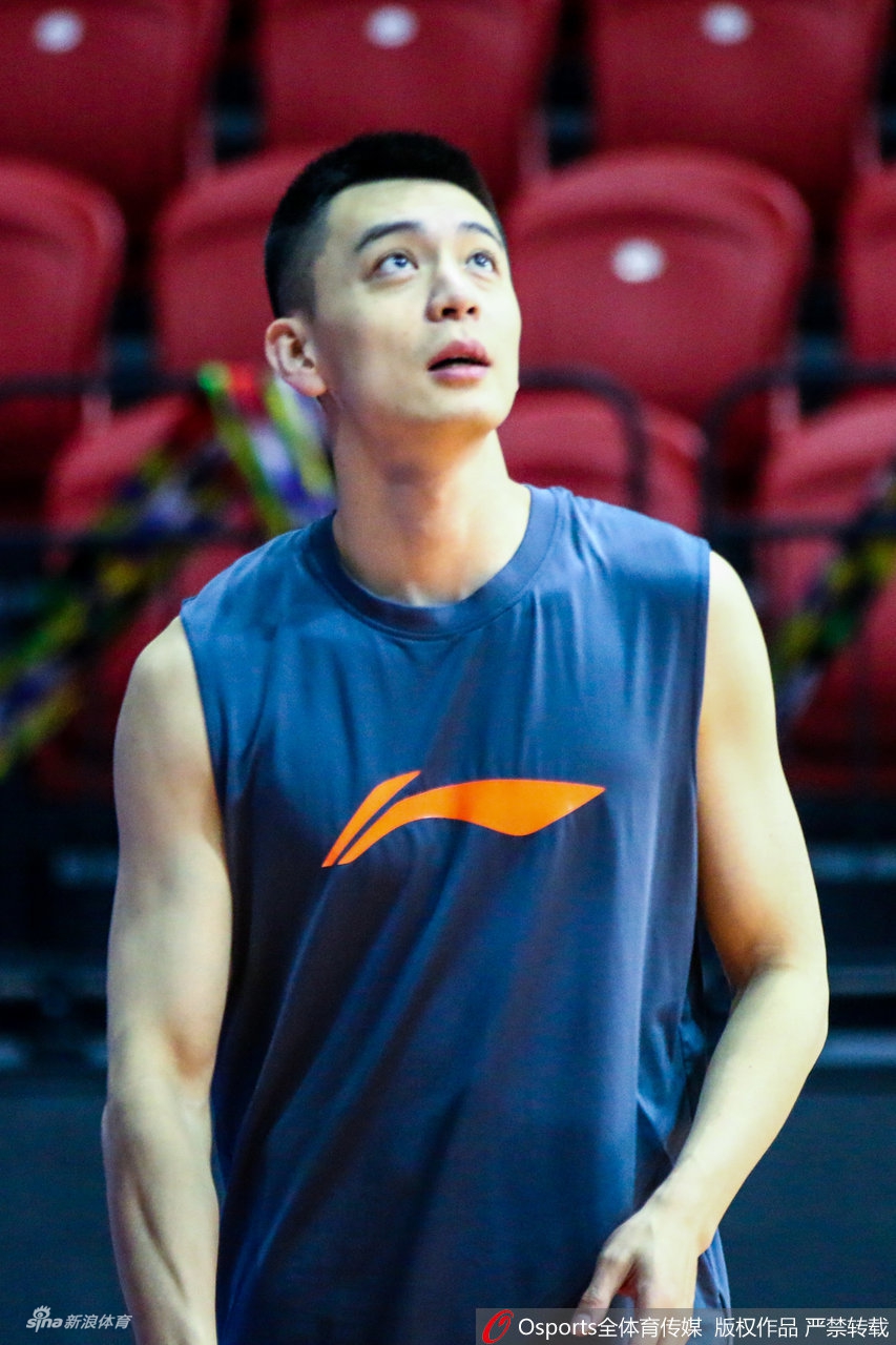 郭士强赛前训练狠抓细节