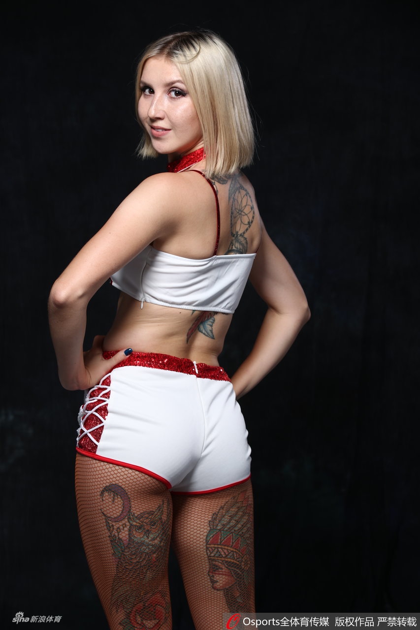 篮球宝贝火辣身材助力广东争冠