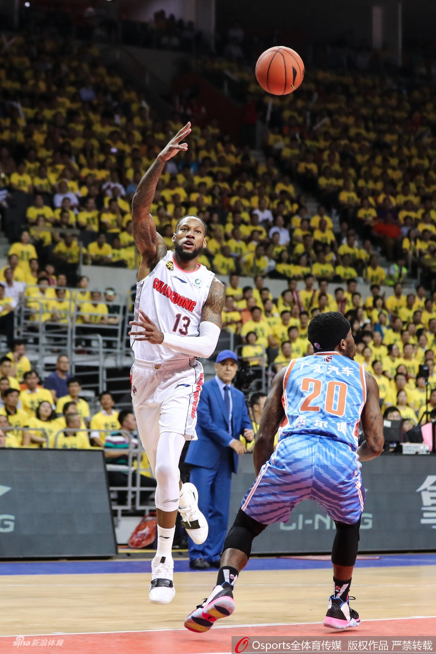 CBA总决赛G2：广东116-97新疆