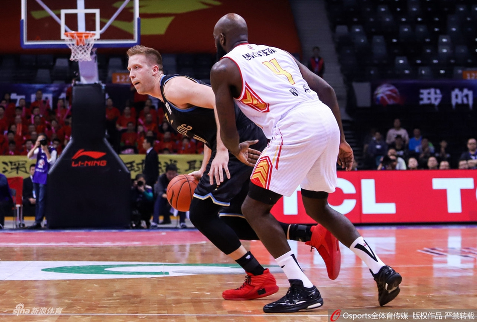 四分之一决赛：深圳96-106北京