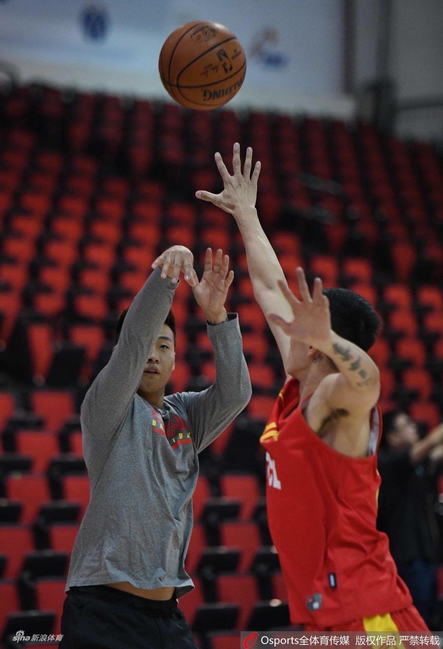 中国男篮夏联公开训练课