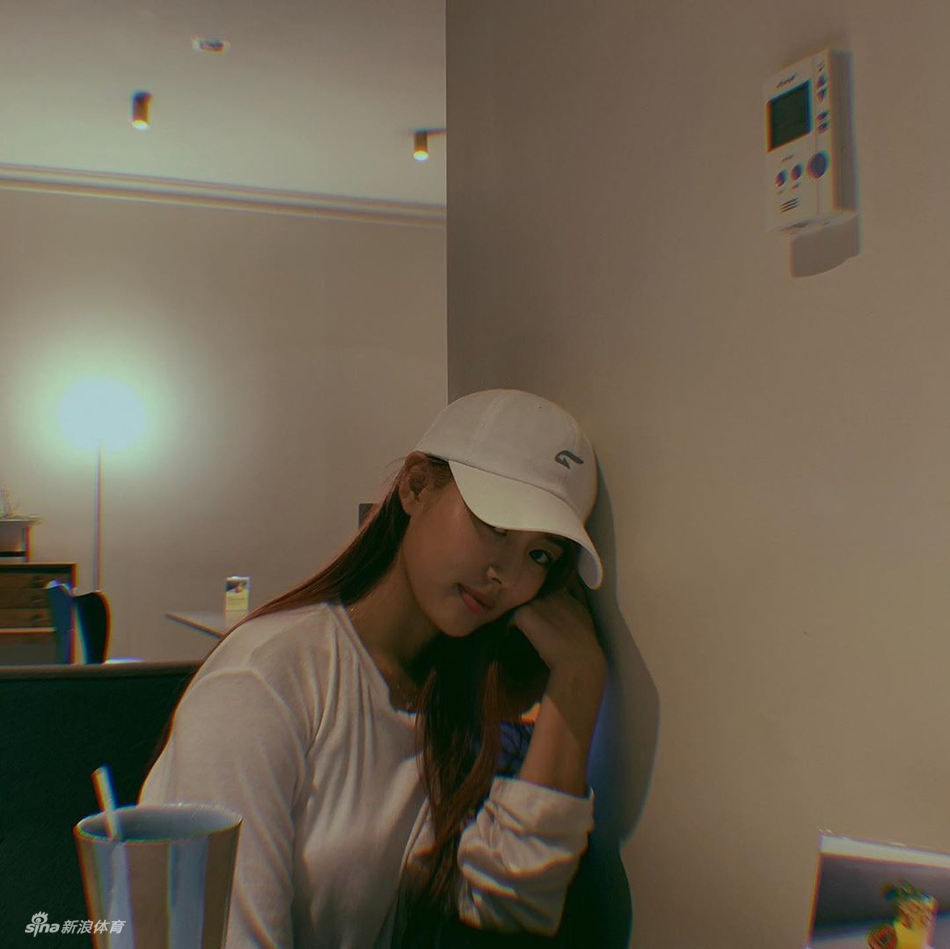 酷爱运动的小姐姐身材就是辣